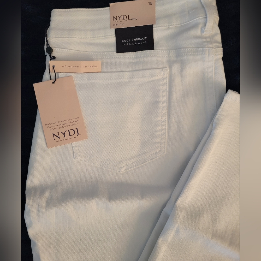 NWT NYDJ Marilyn Straight Jeans w/2.5" Slit at Ankles - Optic White - Size 18